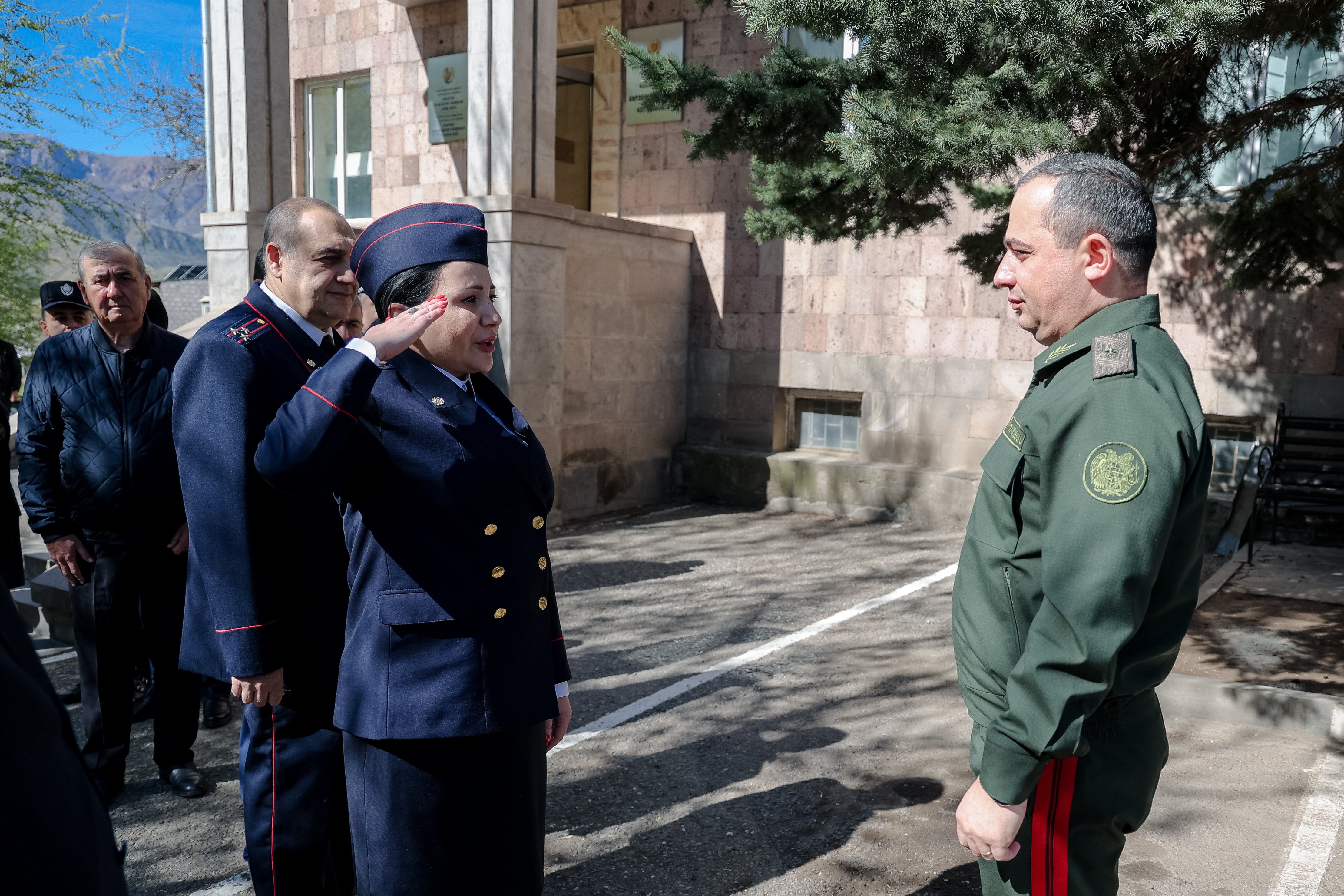 Քննչական կոմիտեի նախագահ Արթուր Պողոսյանը խորհրդակցություն է անցկացրել Վայոց ձորի մարզային քննչական վարչությունում և Զինվորական քննչական գլխավոր վարչության 8-րդ կայազորային քննչական բաժնում